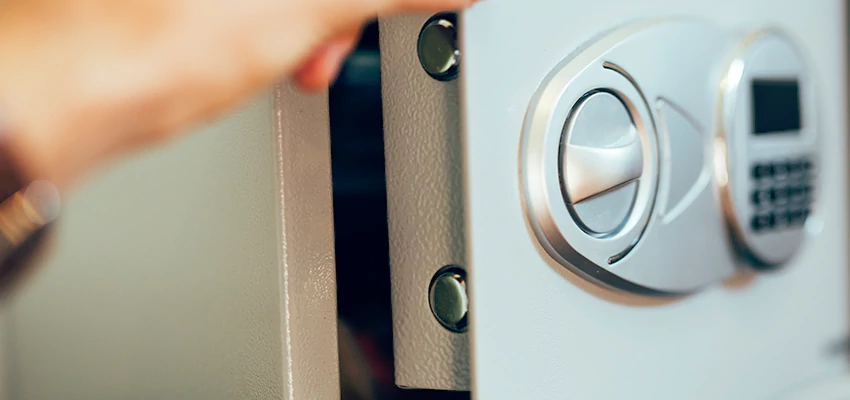Fingerprint Safe Openers in Azusa, CA
